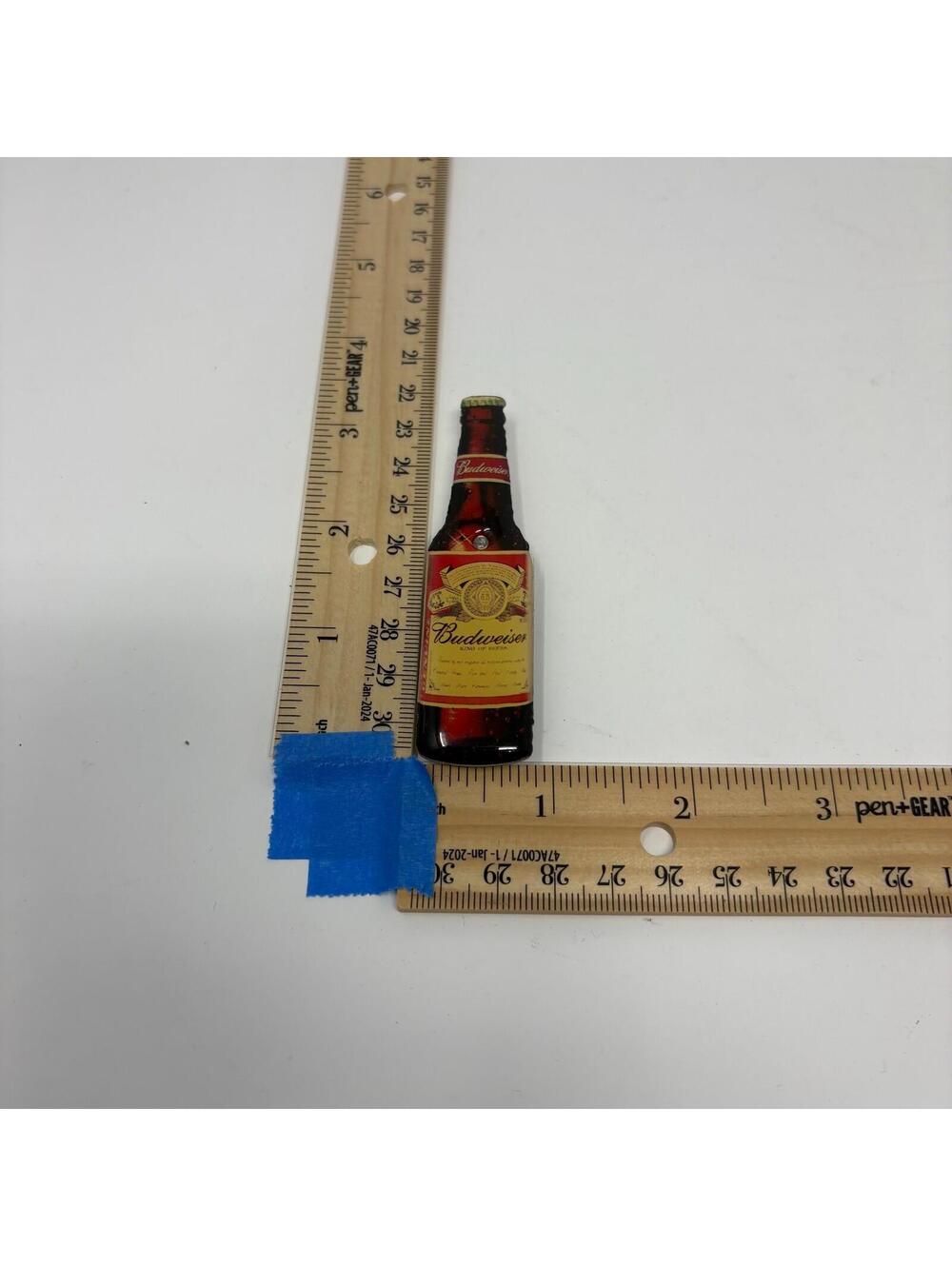 Vintage Budweiser Beer Bottle Light Up Flashing Pin Breweriana Collectible